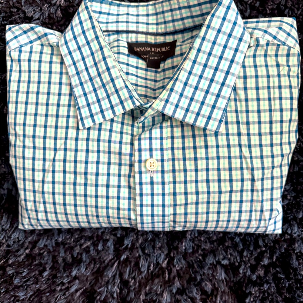 Men’s Button Down Shirt. Long Sleeve.